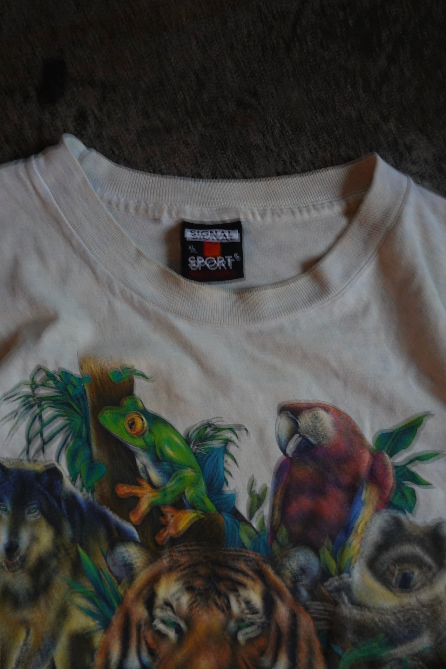 1990s Vintage Habitat Endangered Species T-shirt
